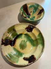 Load image into Gallery viewer, Antique pair of terracotta bowls