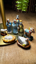 Load image into Gallery viewer, 70 French vintage ceramic figures (fèves)
