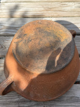 Load image into Gallery viewer, Antique French Tian de lait
