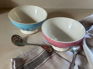 Pair French Café au Lait bowls