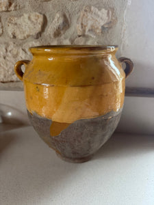 Antique confit pot