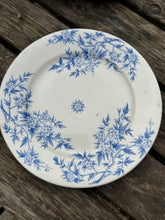 Load image into Gallery viewer, Set of four 19th Century side plates

